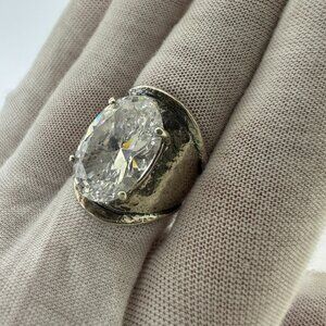 925 Sterling Silver Oval-Cut CZ Ring Size 7